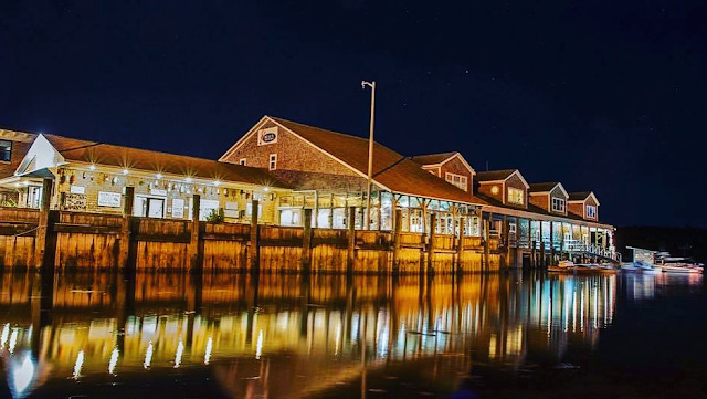 Beal's Lobster Pier